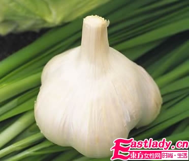 常吃大蒜可以護發(fā)