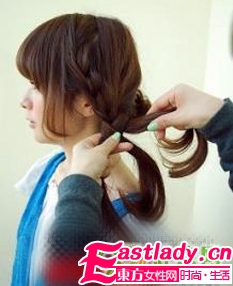 日系優(yōu)雅辮子盤發(fā)的編法圖解
