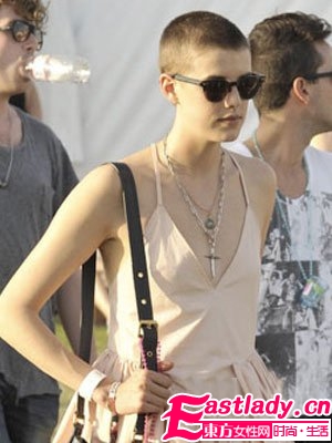 學習短發(fā)女王10款百變發(fā)型