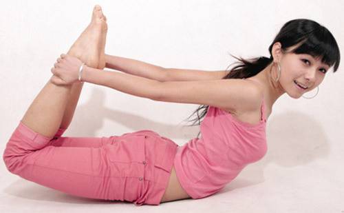 瑜伽輕松幫你甩掉全身肥肉