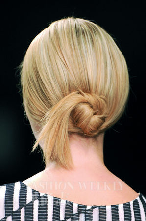 2011發(fā)型低盤發(fā)發(fā)型最流行