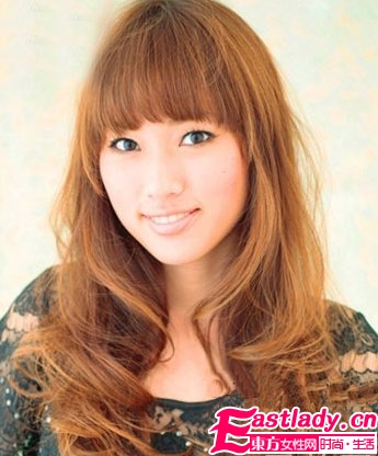 2011九月最新流行發(fā)型 中長(zhǎng)發(fā)梨花頭強(qiáng)勢(shì)歸來