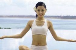 每天做這8個瑜伽動作 瘦身效果棒棒噠