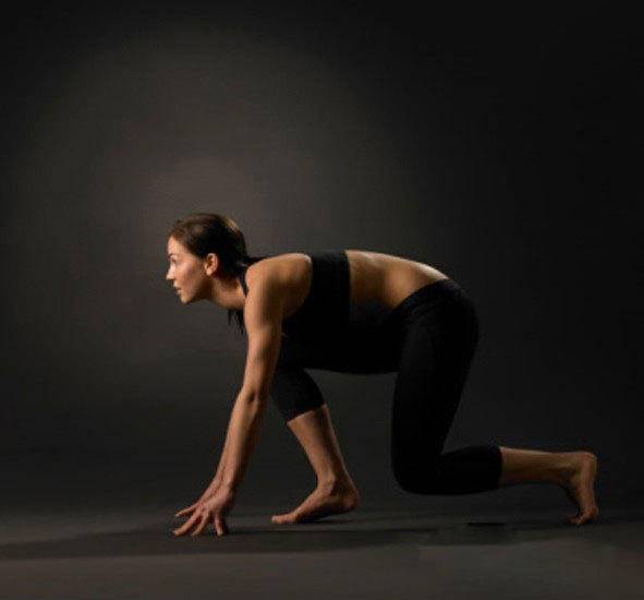 5大減肥瑜伽動作 叫上閨蜜一起做起來