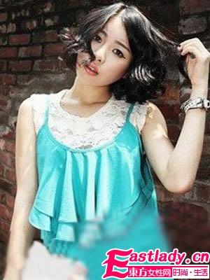 2011荷葉頭發(fā)型 打造出不一樣的風(fēng)情