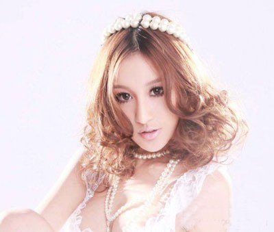 2011秋冬最新時尚秀發(fā)展 馬尾發(fā)型最流行