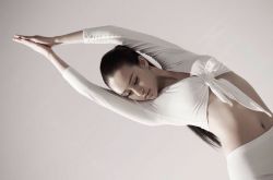 5式瑜伽減肥動作 簡單易學效果贊