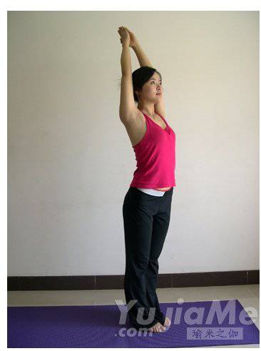 瑜伽拜日十二式詳解 瑜伽初學(xué)者必看