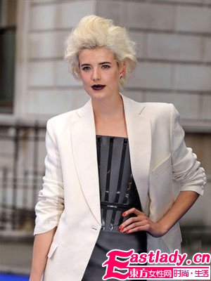 學習短發(fā)女王10款百變發(fā)型