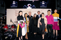 菲拉格慕Signorina Misteriosa玄魅伊人女士香水全新發(fā)布