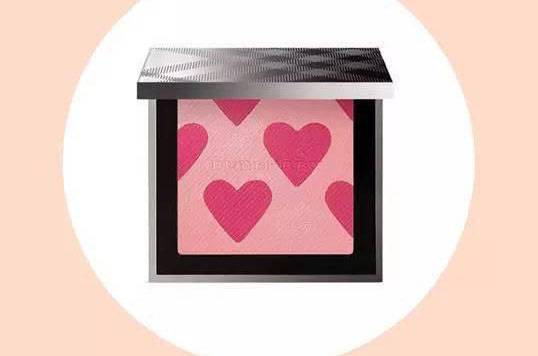 9款白色情人節(jié)美妝單品 快放到男友的購(gòu)物車!