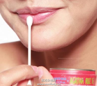 描畫唇妝的基本手法