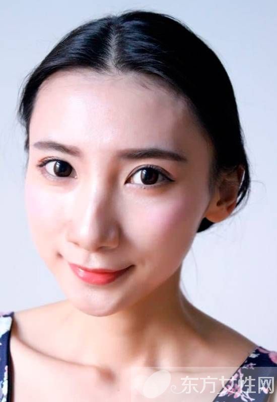 新娘妝的畫法步驟教程 讓每個女生都能成為最美的新娘