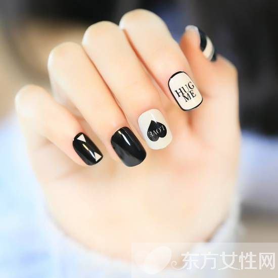 韓系個性美甲圖片推薦 幾何圖案原來可以這么潮