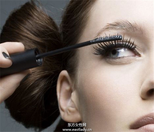 蜜粉可以讓睫毛更濃密  關于睫毛膏你該知道的10件事