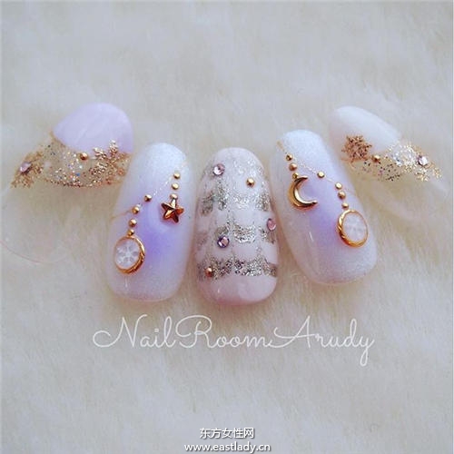 我們就要高調(diào) 超驚艷的圣誕美甲設計