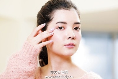 妝前保養(yǎng)創(chuàng)造持久好膚質(zhì)