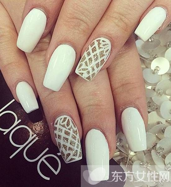 換季想時髦 那就趕緊來一款 格子甲 吧