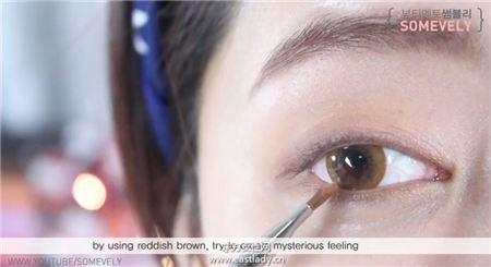 跟韓妞偷學(xué) 牛奶糖×蜜桃 妝容 萌感十足