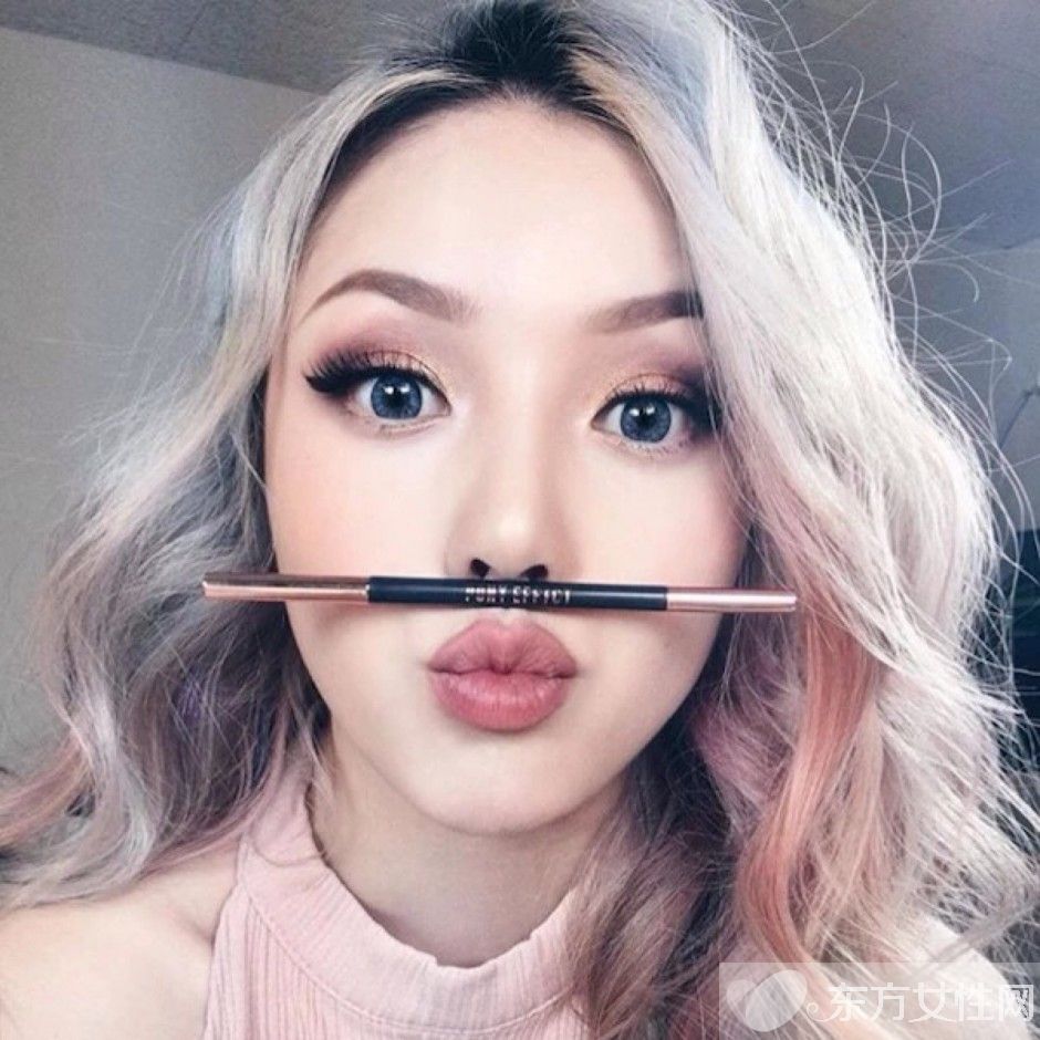 跟Pony大師學(xué)15款好氣色妝容 讓你美出新花樣