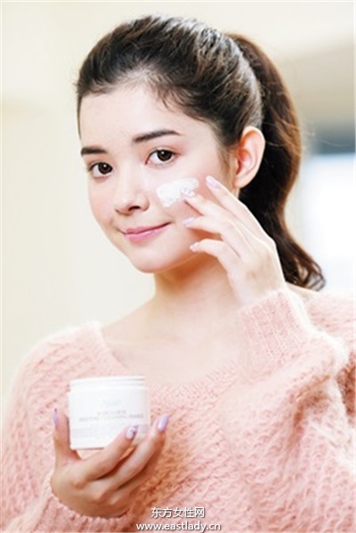 妝前保養(yǎng)創(chuàng)造持久好膚質(zhì)