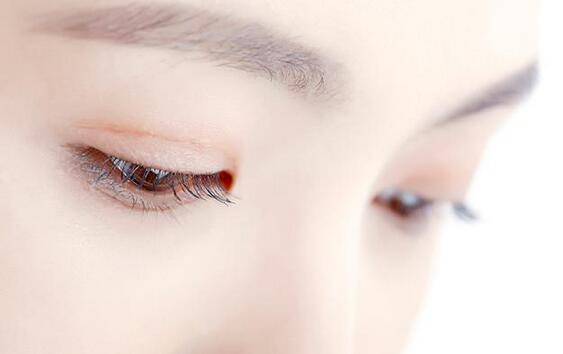 五款眉型與臉型的搭配技巧 趕快學起來