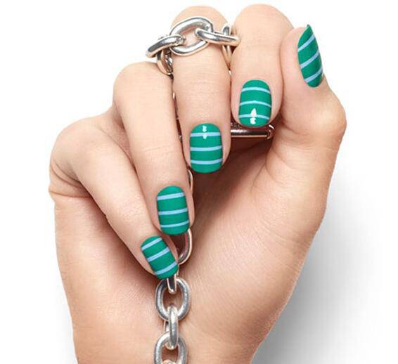 手黑的人美甲圖片推薦 既時(shí)尚又顯白的美甲方法