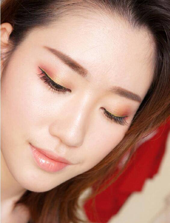 雙眼皮怎么畫(huà)眼線 只需簡(jiǎn)單五步