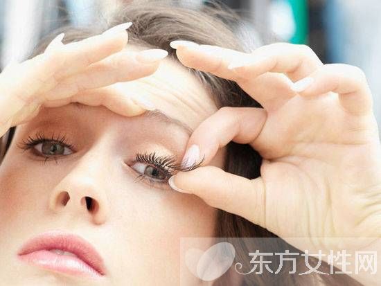 貼假睫毛的技巧 教你如何畫出大眼芭比