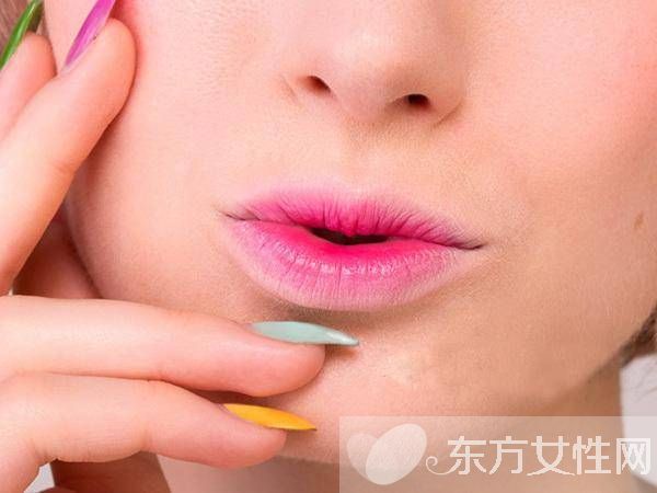 咬唇妝需要什么 咬唇妝的5要求需掌握