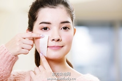 妝前保養(yǎng)創(chuàng)造持久好膚質(zhì)