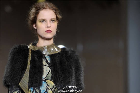 5種不同腮紅另類畫法 激發(fā)你的靈感