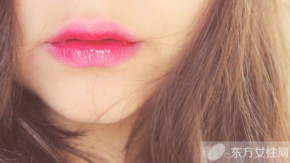 咬唇妝需要什么 咬唇妝的5要求需掌握