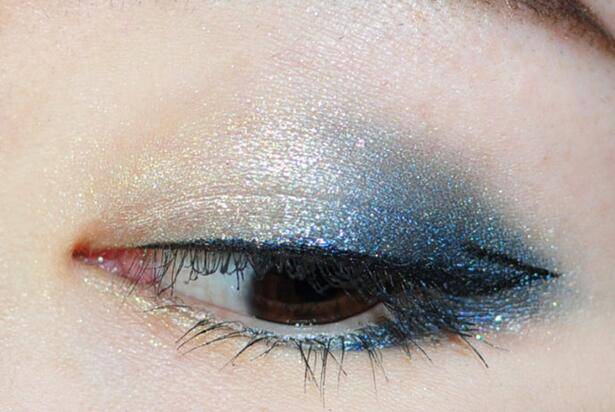 雙色眼影的畫法步驟推薦 新手的福音來啦