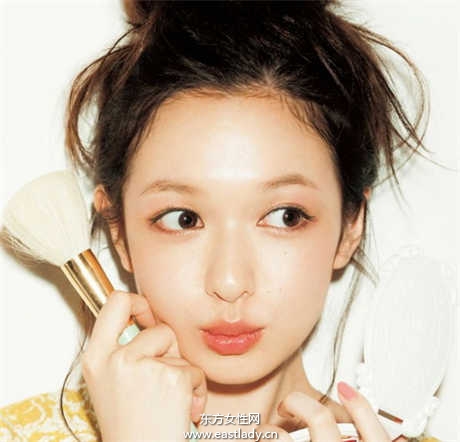 缺一不可 化妝新手必備的10件彩妝單品