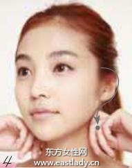 妝前按摩消除水腫并改善膚色