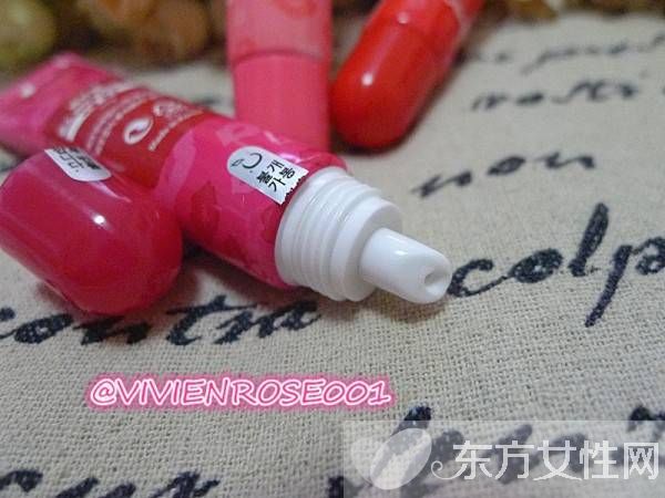 Berrisom撕拉式染色唇彩 自然持久逛街約會(huì)的首選