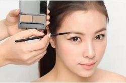 拯救畫不好眉毛星人的八款彩妝工具