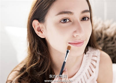 看女星們的睡醒妝 素顏也很美