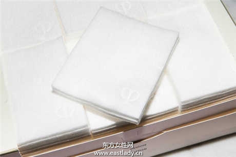 缺一不可 化妝新手必備的10件彩妝單品