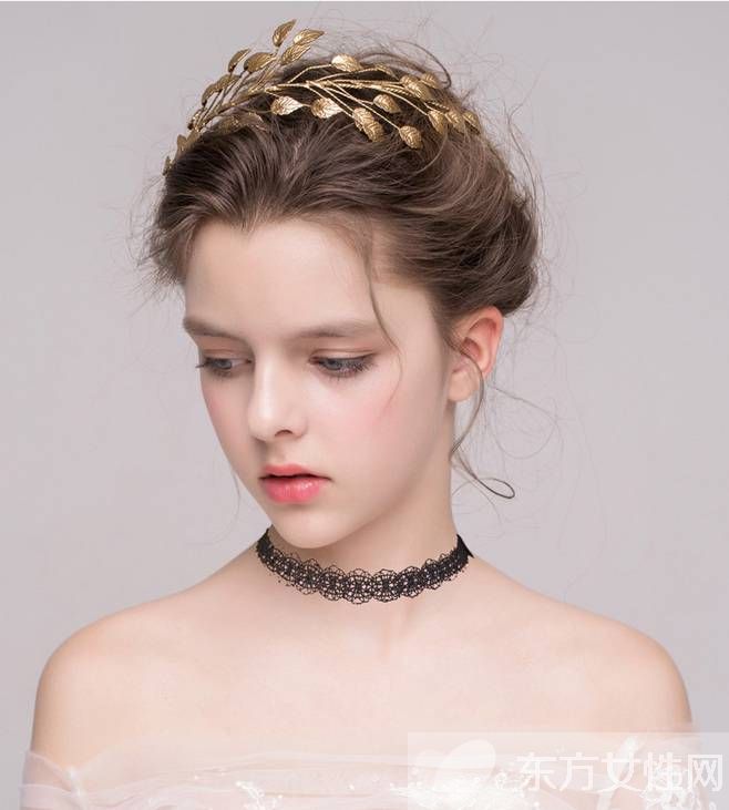 腮紅怎么打顯臉小 初學(xué)化妝的女生一定要看哦