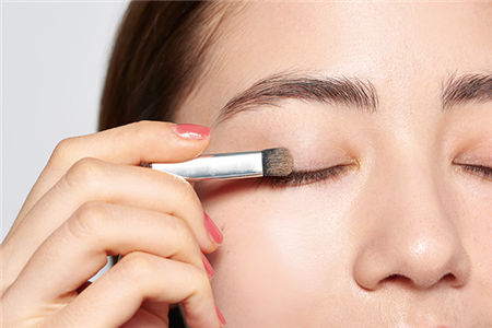 拍照+打扮技巧 讓自己輕松變美