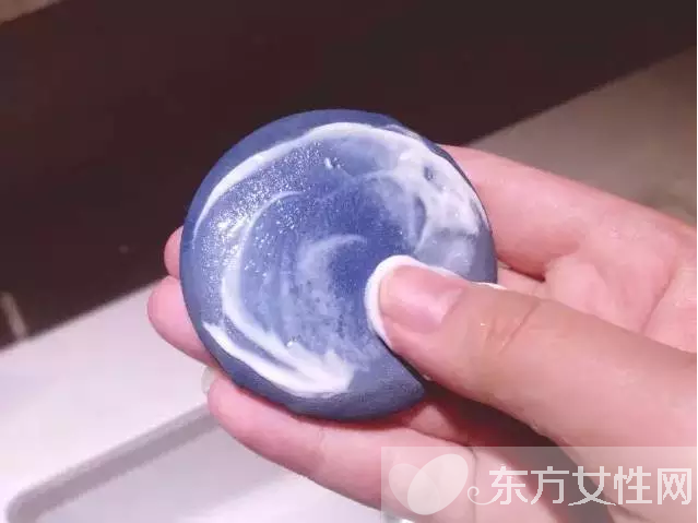 粉撲怎么清洗才干凈 手把手教你粉撲清潔步驟