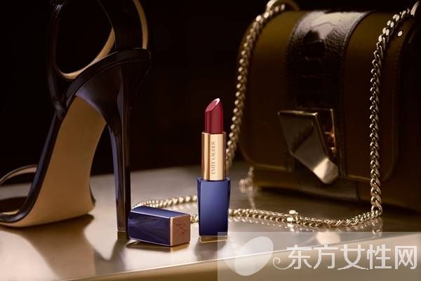 雅詩蘭黛傾慕系列口紅 攜手劉雯呈現(xiàn)全新唇膏