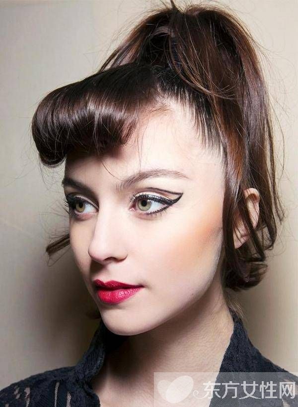 2016秋季彩妝趨勢預(yù)告 跟著這樣畫準(zhǔn)沒錯(cuò)