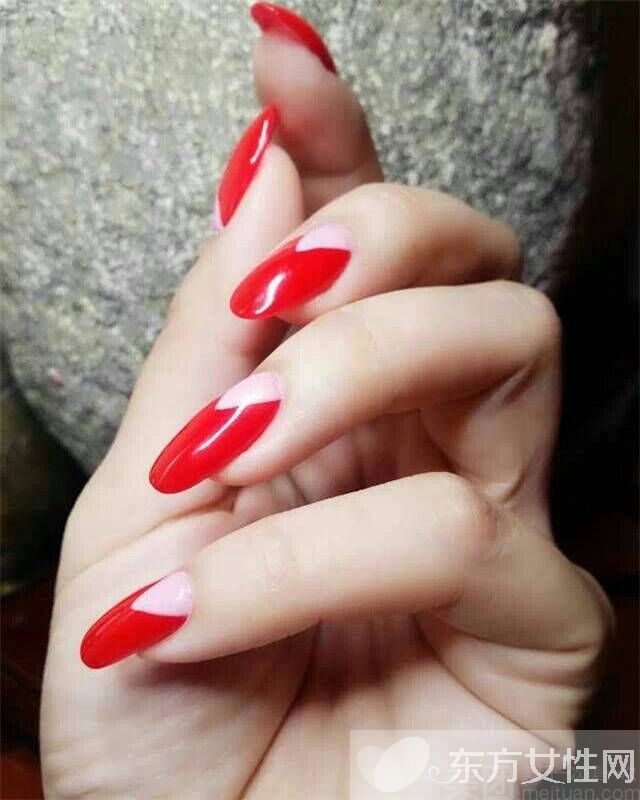 紅玫瑰美甲彩繪教程 幾步驟讓你輕松學(xué)會