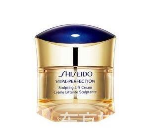 備戰(zhàn)新年趴體 怎么能少了這些護膚彩妝單品