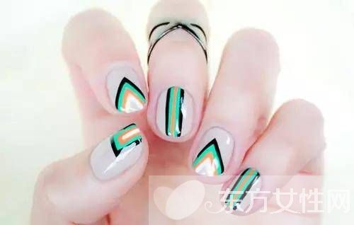 時下最流行的美甲圖片教程 美甲也是一門藝術(shù)