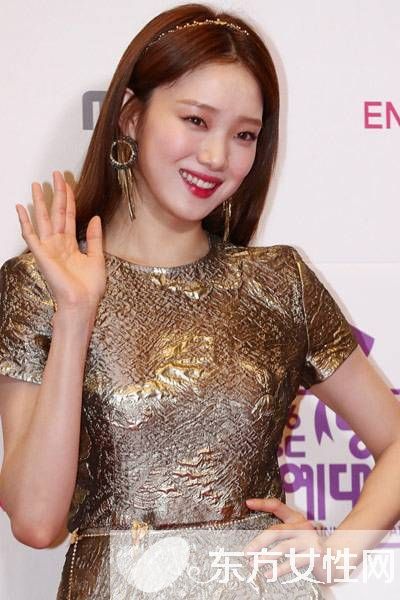 春夏就做白嫩派 蜜桃色眼影真的好用不挑人