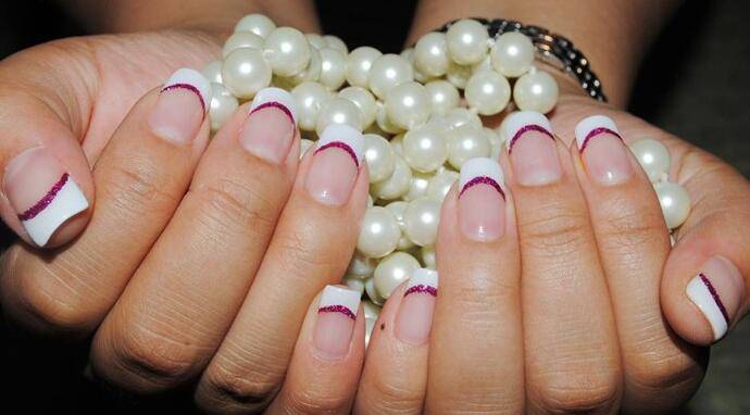 光療甲的制作步驟 讓你在家也能做美甲